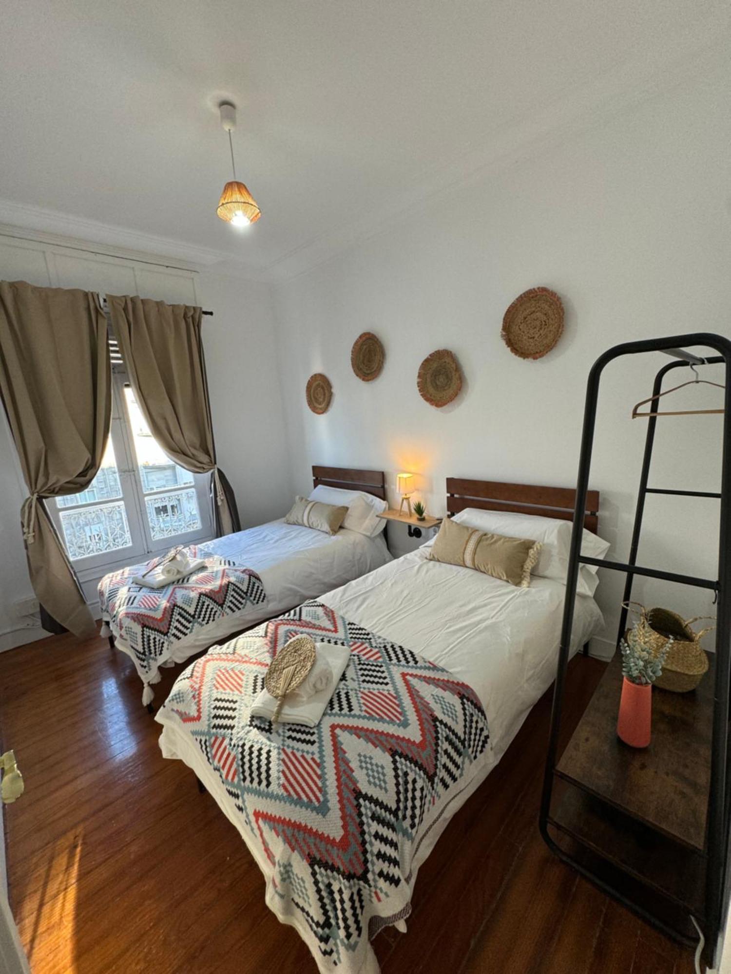 Lupita, Apartamento En El Centro De Виго Екстериор снимка