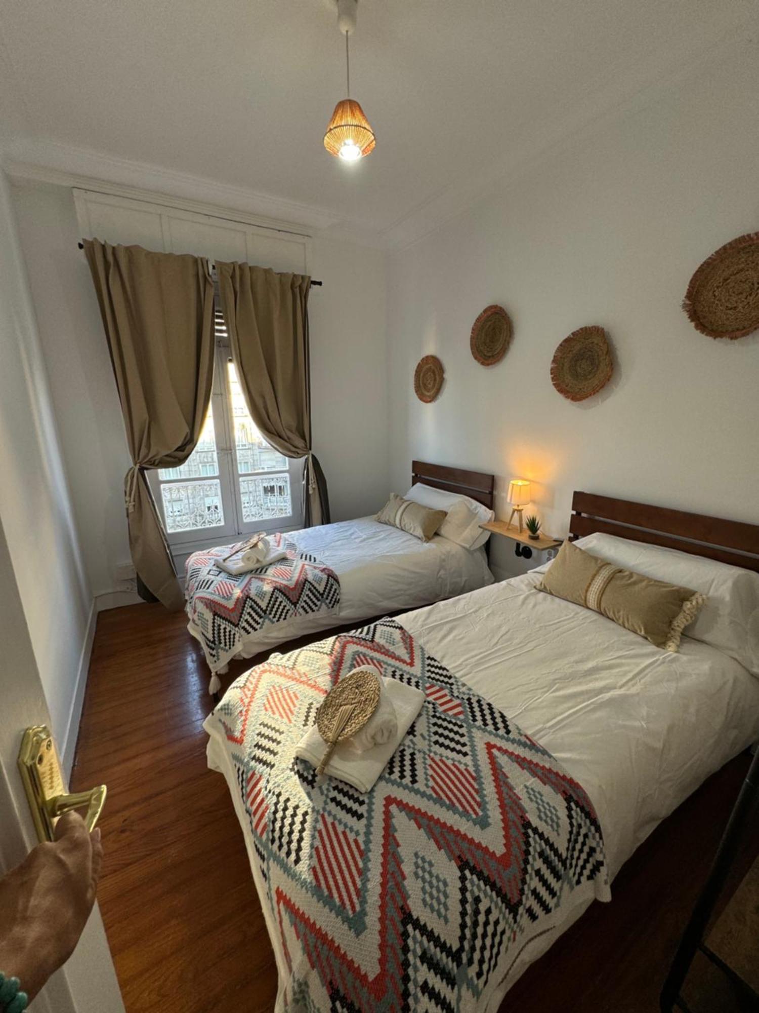 Lupita, Apartamento En El Centro De Виго Екстериор снимка