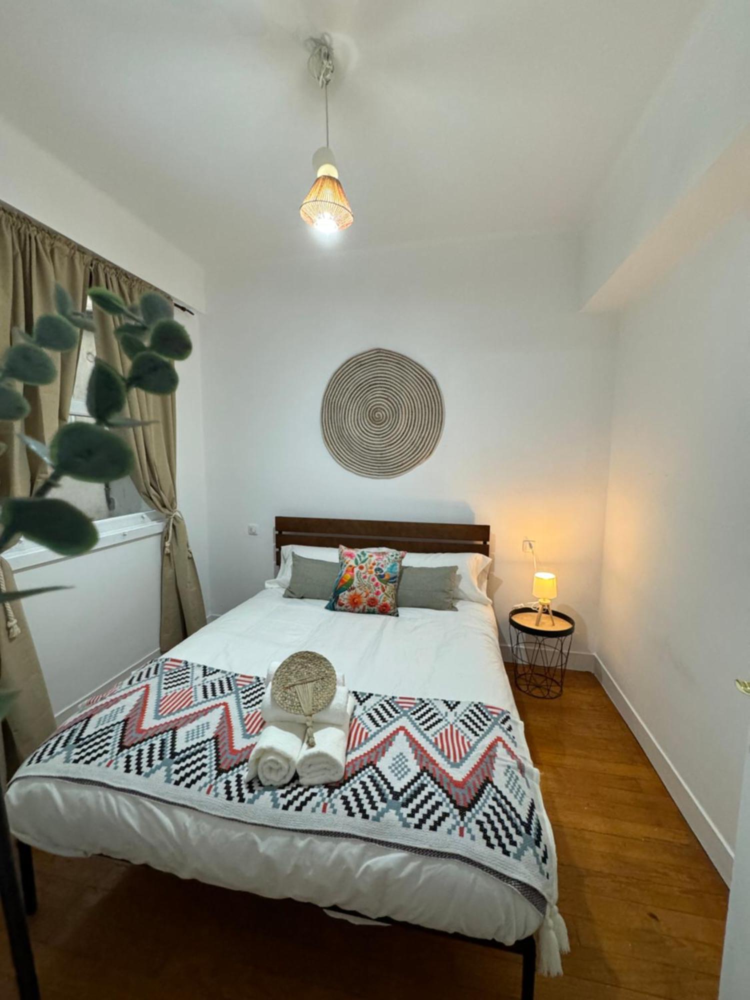Lupita, Apartamento En El Centro De Виго Екстериор снимка